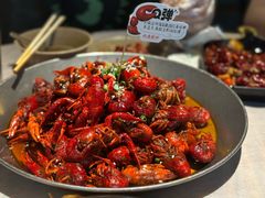 -巴厘龙虾·榜首油焖大虾(音乐学院·沿江酒馆店)