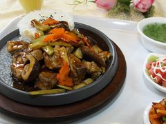 红烧排骨盖饭-大连长城大饭店(西安路地铁站店)