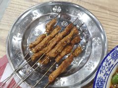 -江城燕子大排档(江汉路步行街店)