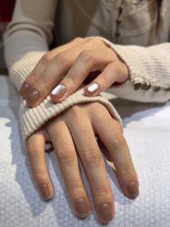 -桃色美甲沙龙