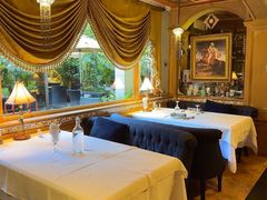 -火车头法国西餐厅