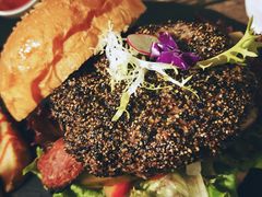 -HIGH FIVE哈福手工汉堡(桂林路店)