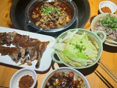 -大众跷脚牛肉馆·非遗传承单位(峨眉山店)