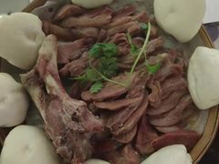-卢大鲜鱼头捞饭(美利广场店)