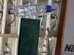 -三目眼镜·蔡司视觉合作店(青浦宝龙店)