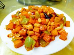 -明月食府(二区干二路店)