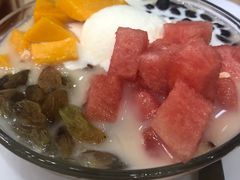 -佰搭果·广式茶餐厅(西华路店)