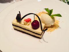 -龙虾酒吧扒房(宁波香格里拉店)