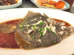-松沪名灶·豆浆鱼头·新上海菜(飞航吾悦广场店)