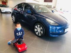 -TESLA 特斯拉(北京南四环中路特斯拉中心)