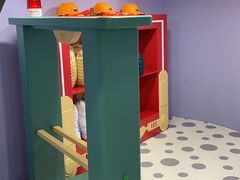 -蓝鲸奇亲子游泳俱乐部