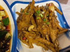 -霄汉牛三鲜湖北砂锅菜(万松园2店)