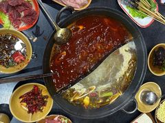 -谭记重庆老火锅(总店)