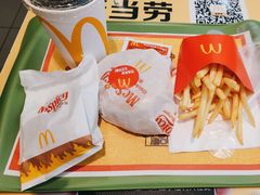 -麦当劳(银泰城店)