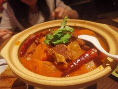 招牌牛腩煲-酒肆浅葱·特色菜馆(卓悦intown店)