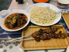 -乡村馕坑肉·烧烤·新疆菜·本地人更爱吃(阿勒泰首店)