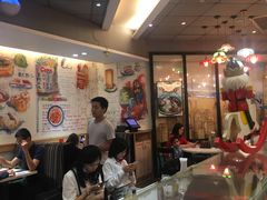 大堂-潮庭港式茶餐厅·熊仔奶茶(同济广场店)