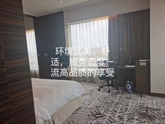 -上海虹桥西郊假日酒店