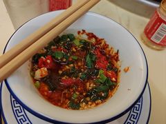 -李记称盘牛杂串串(广厦店)