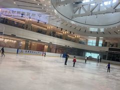 -陈露国际冰上中心(天津嘉里汇店)