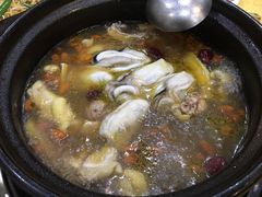 -濠轩阁特色生蚝火锅(水湾路店)