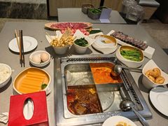 -海底捞火锅(中州万达店)