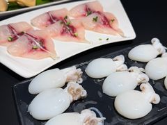 -鲜入唯煮·港式海鲜牛肉火锅(金宝街店)