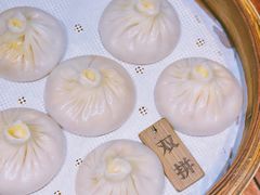 纯蟹黄蟹黄拼盘小笼包-裕兴记•蟹黄面馆(人民广场店)