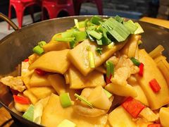干锅千叶豆腐-茅炒屋龙虾·烧烤·湘菜(新河路店)