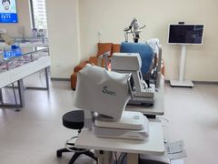 -潘多拉眼镜·蔡司依视路明月(潘家园店)