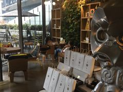 大堂-奇醜的猴子咖啡(财信广场店)