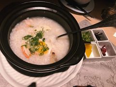 -穹六人间 people 6(岳阳路店)