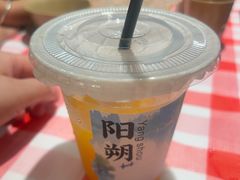 -刘姐啤酒鱼民族演艺餐厅(西街总店)