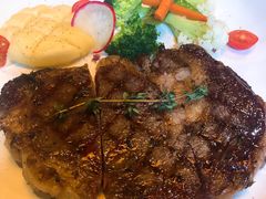 -SISTERS BAR RESTAURANT川意酒馆(嘉善老市H楼店)