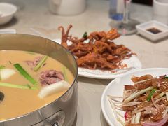 -肥仔文澳门猪骨煲(南京西路店)