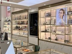 -世纪大明眼镜·林德伯格·蔡司官方授权店(武昌旗舰店)