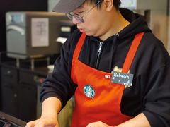 -星巴克(六合路店)