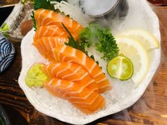三文鱼厚切-小川洋风料理(江汉路店)