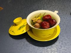 八宝盖碗茶-清真·舒迩布炕锅王·高原美食文化(青海总店)
