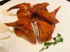 玻璃乳鸽-甄御•海鲜新青岛菜(麦岛店)