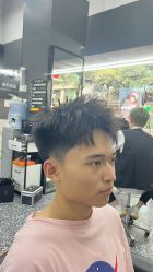 点击看大图 -藤野造型专业烫染接发