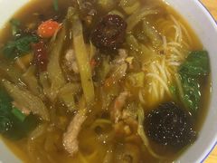 -越洋肖氏老米线(杨家坪店)