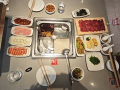 -海底捞火锅(新松江路生日主题店)