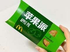 -麦当劳(展览路店)