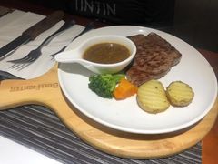 -斗牛士牛排餐厅(嘉里汇店)