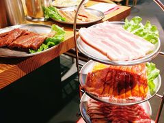 -青瓦炭韩潮烤肉(花园道店)