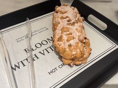 -HOT CRUSH趁热集合·现烤面包(上海环球港店)