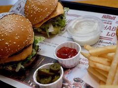 -The Habit Burger Grill 哈比特汉堡(复兴soho店)