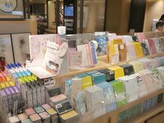 零售区-猫的天空之城概念书店(苏州诚品店)