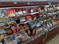 -全家便利店(莲花池东路店)